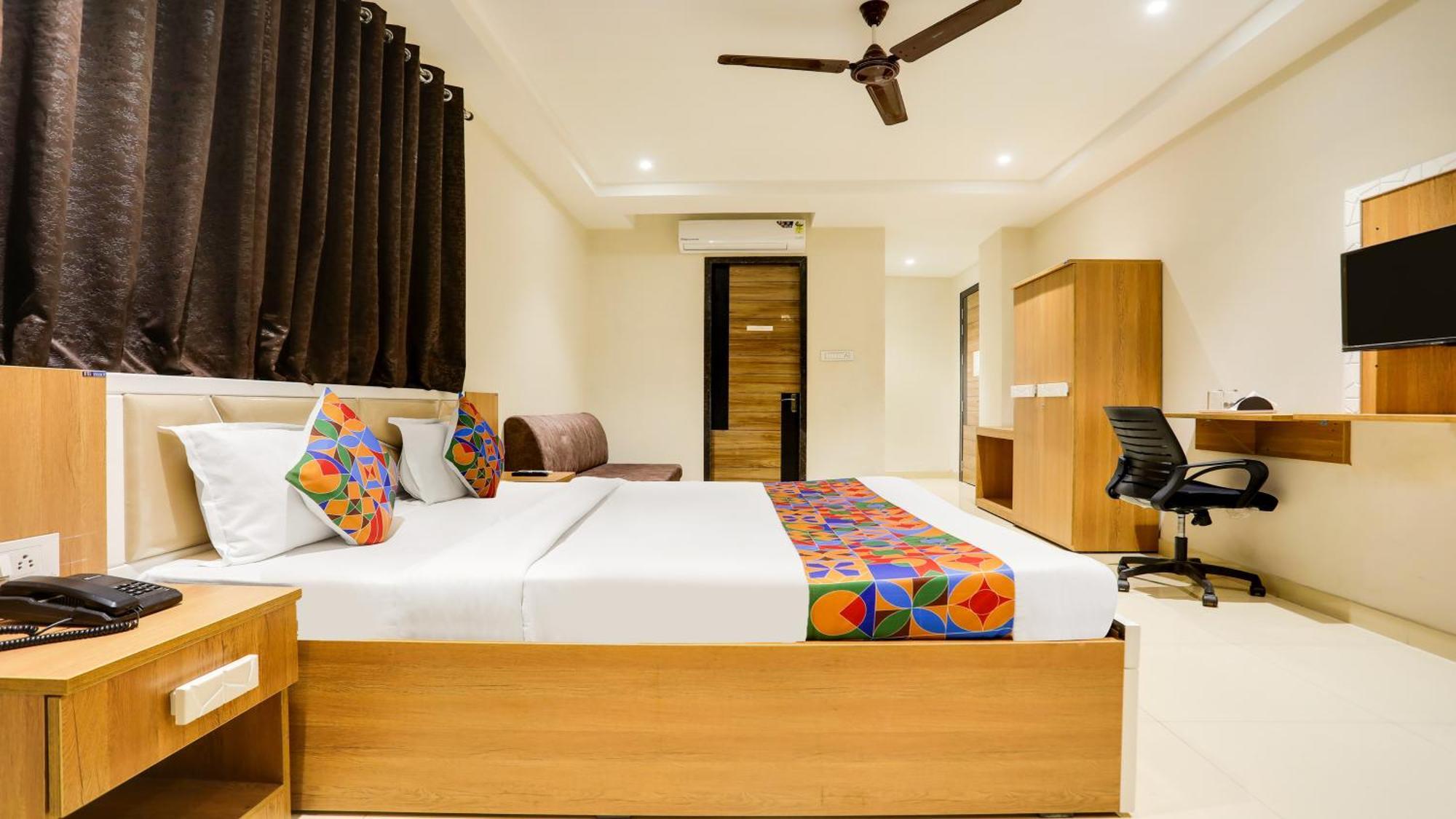 Fabhotel Mansarovar Inn Rāipur Екстериор снимка