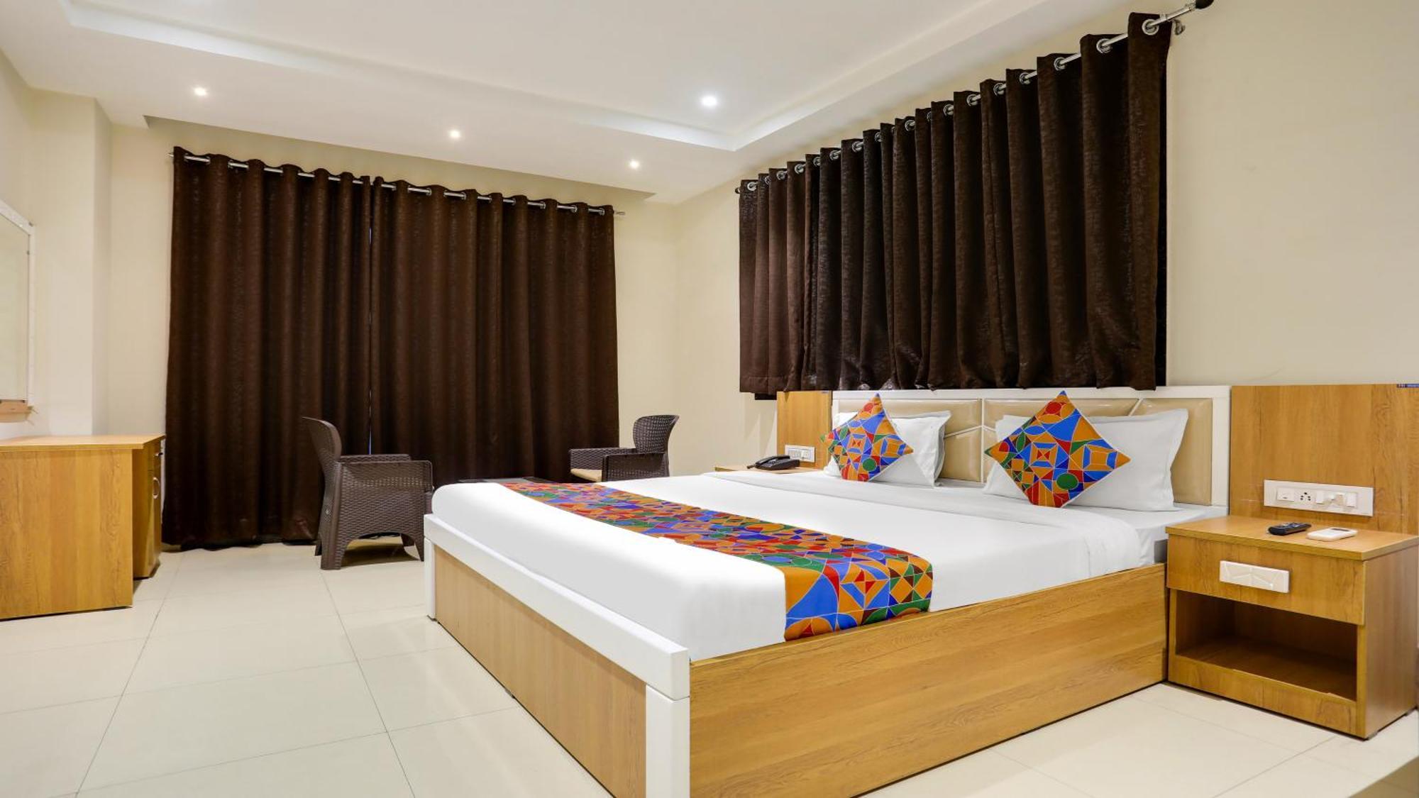 Fabhotel Mansarovar Inn Rāipur Екстериор снимка