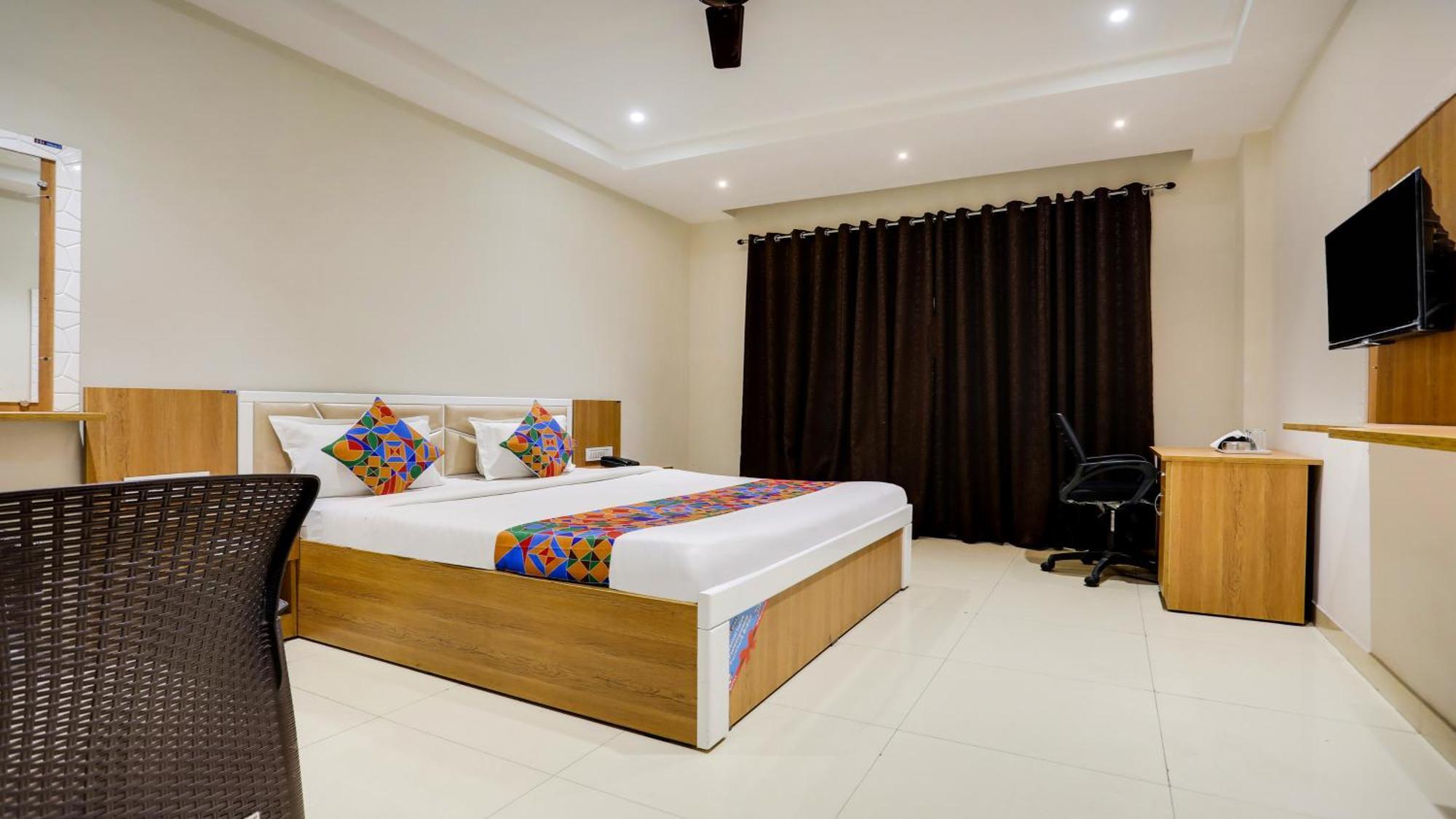 Fabhotel Mansarovar Inn Rāipur Екстериор снимка